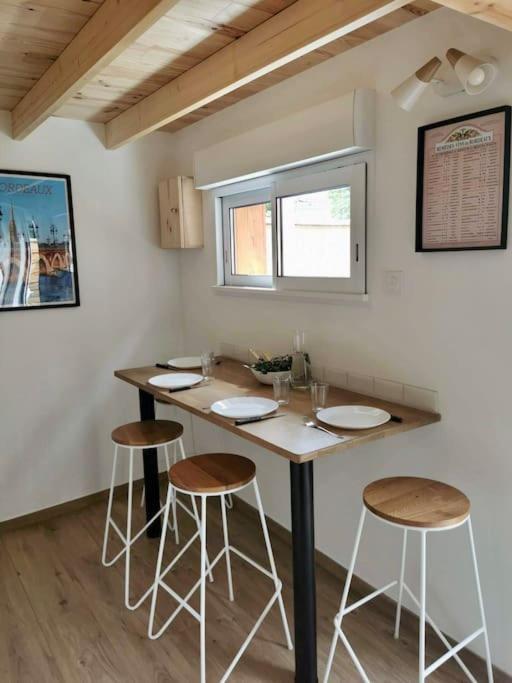 Chalet Cosy Secteur Calme Tram A 120 M Gare Aeroport Сенон Екстер'єр фото